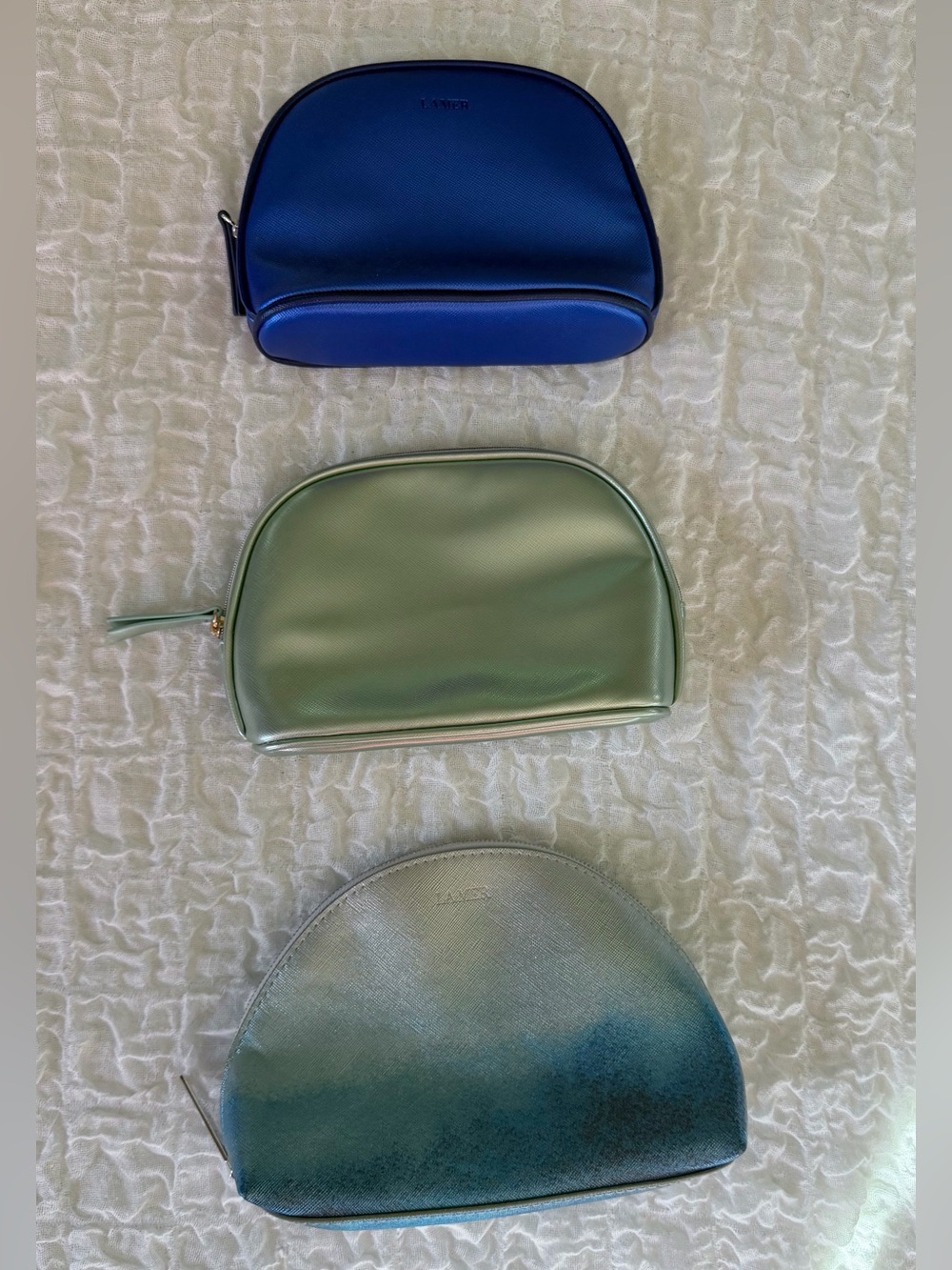 La Mer Cosmetic Case Bundle of 3